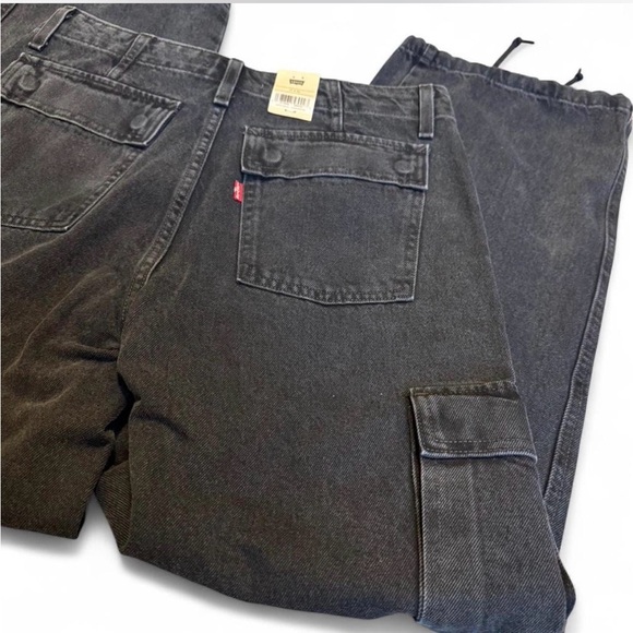 Levi's 94 Baggy Cargo Women's Black  Relaxed Jeans - Picture 6 of 6